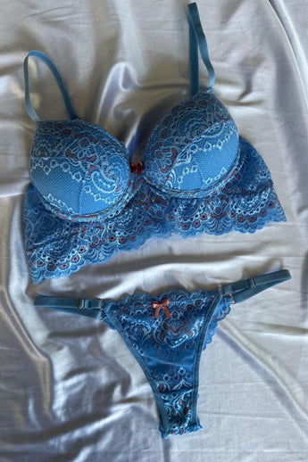 Conjunto Hortência em renda com bojo