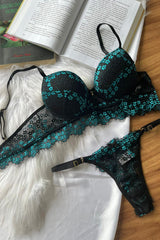 Conjunto Hortência em renda com bojo