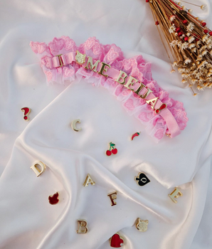 Persex Rosa de Tule Bordado com Corações - Personalizável